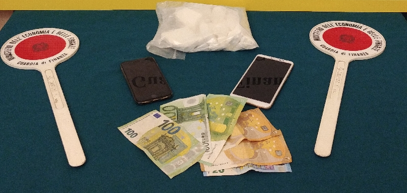 Corriere della droga arrestato a Messina