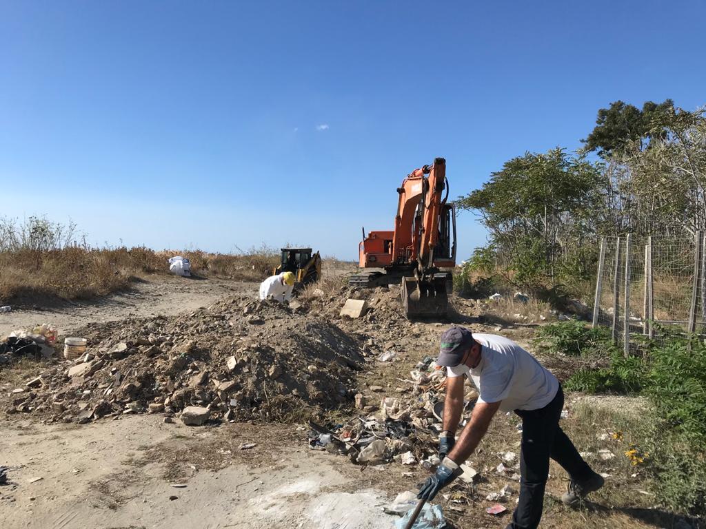 Mili, ripresa la bonifica del litorale