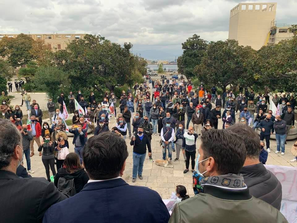 Messina, imprenditori pronti a scendere in piazza per ricordare il commercio