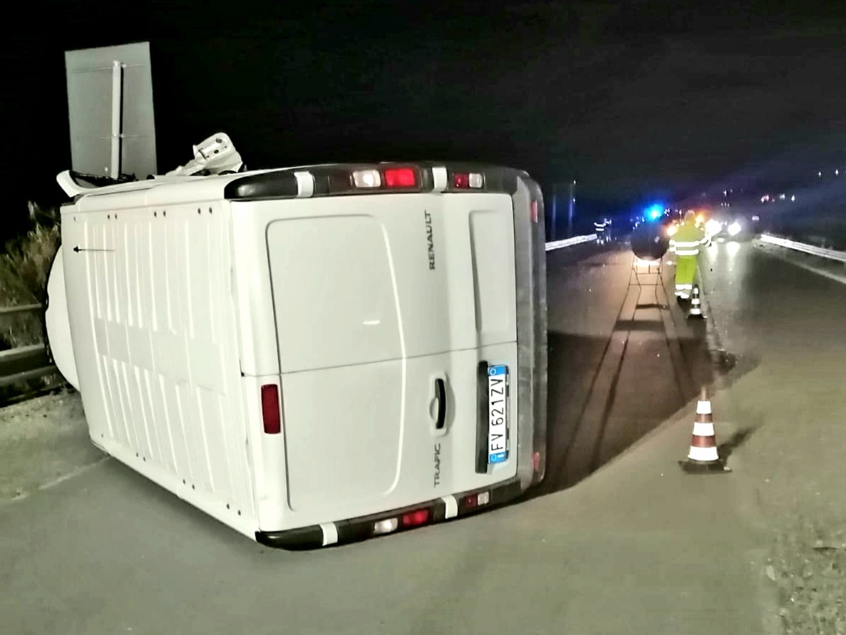 A-20, spaventoso incidente con feriti non gravi