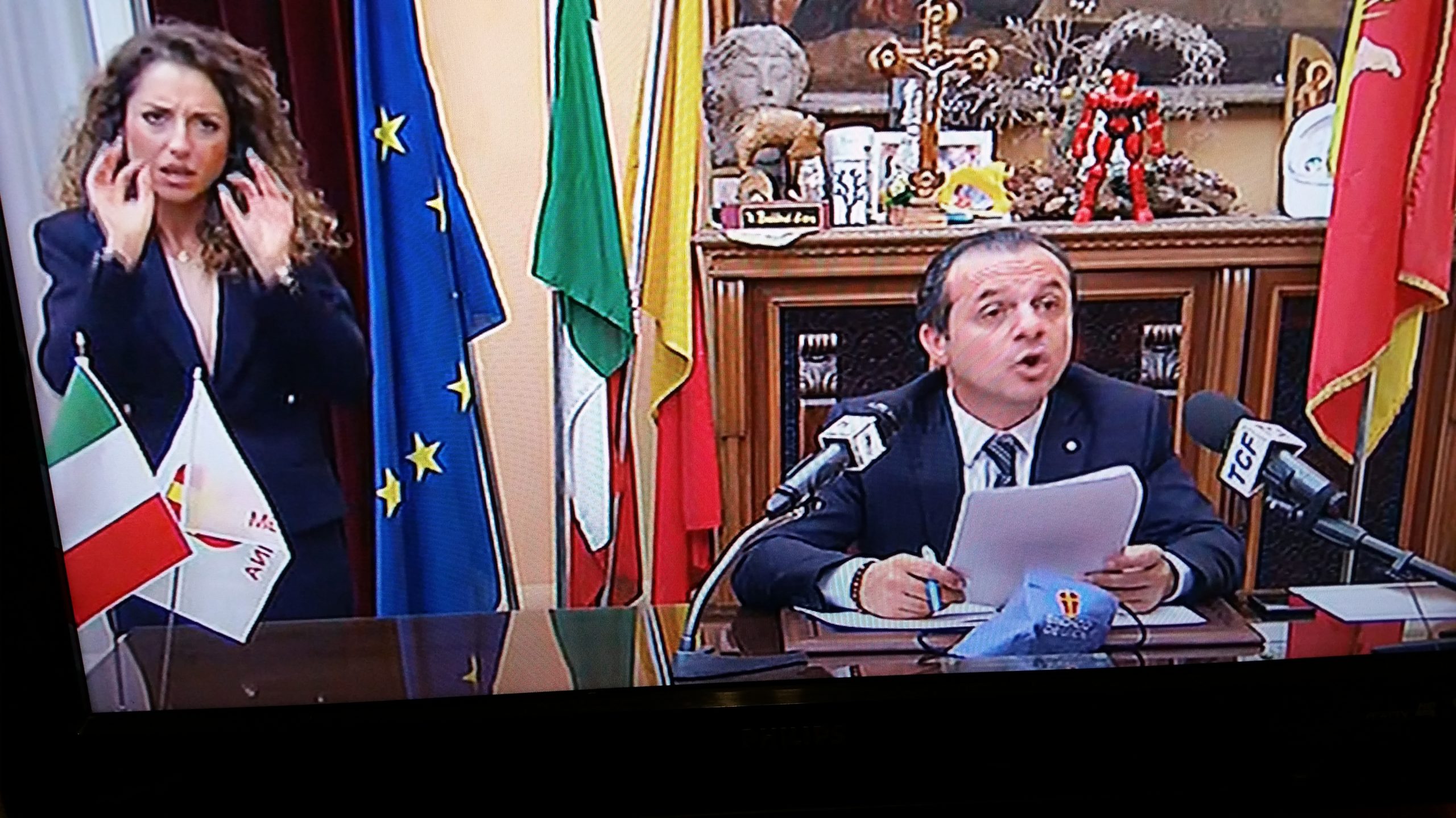 Troppi contagi, l'Asp segnala e il sindaco chiude le scuole