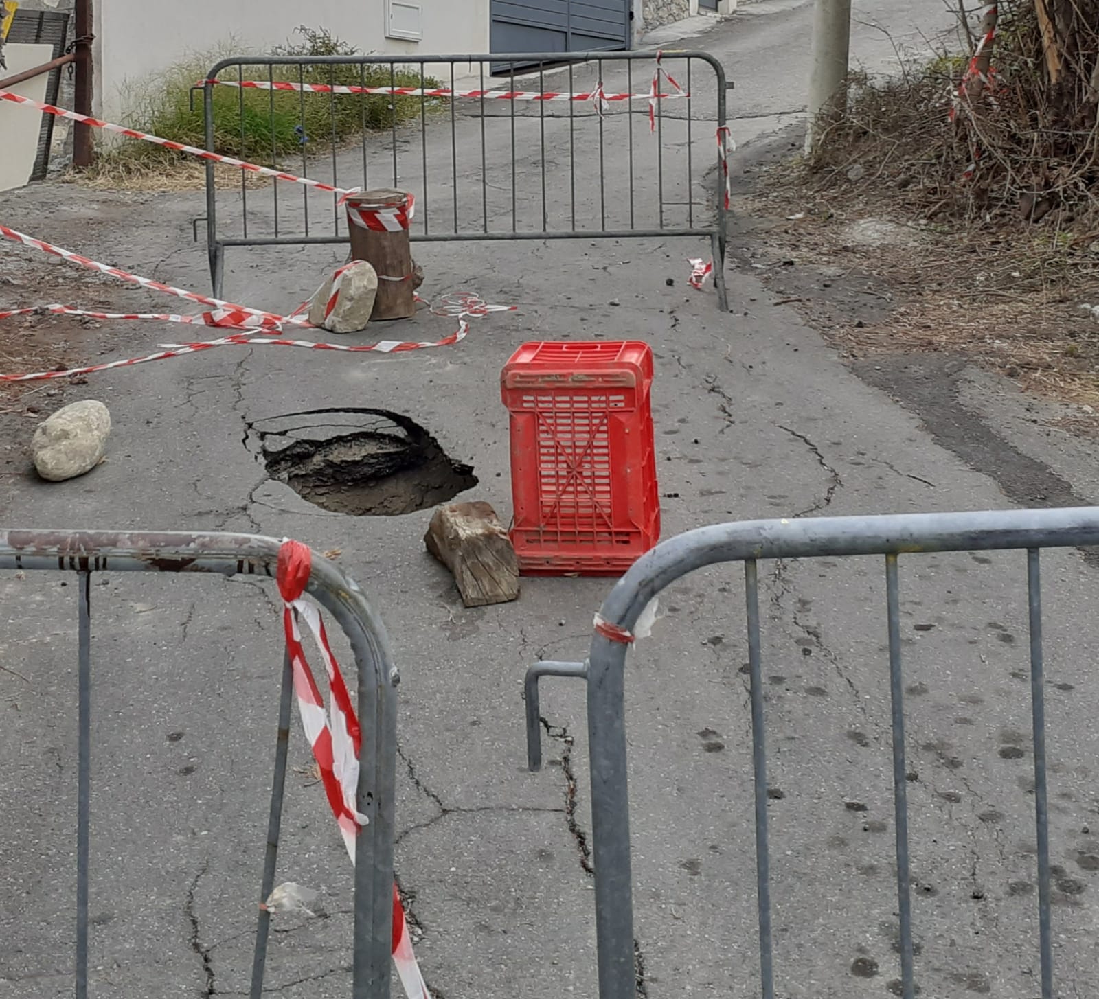 Voragine a Trappitello, si attendono interventi