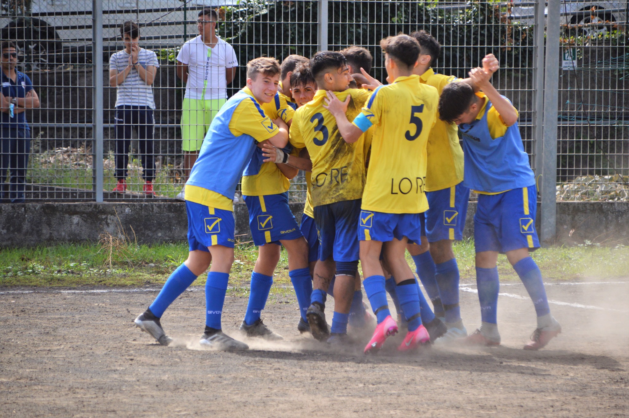 CALCIO GIOVANILE – Città di Taormina: "Under 17" bene col Catania, "Under 15" tonfo a Misterbianco