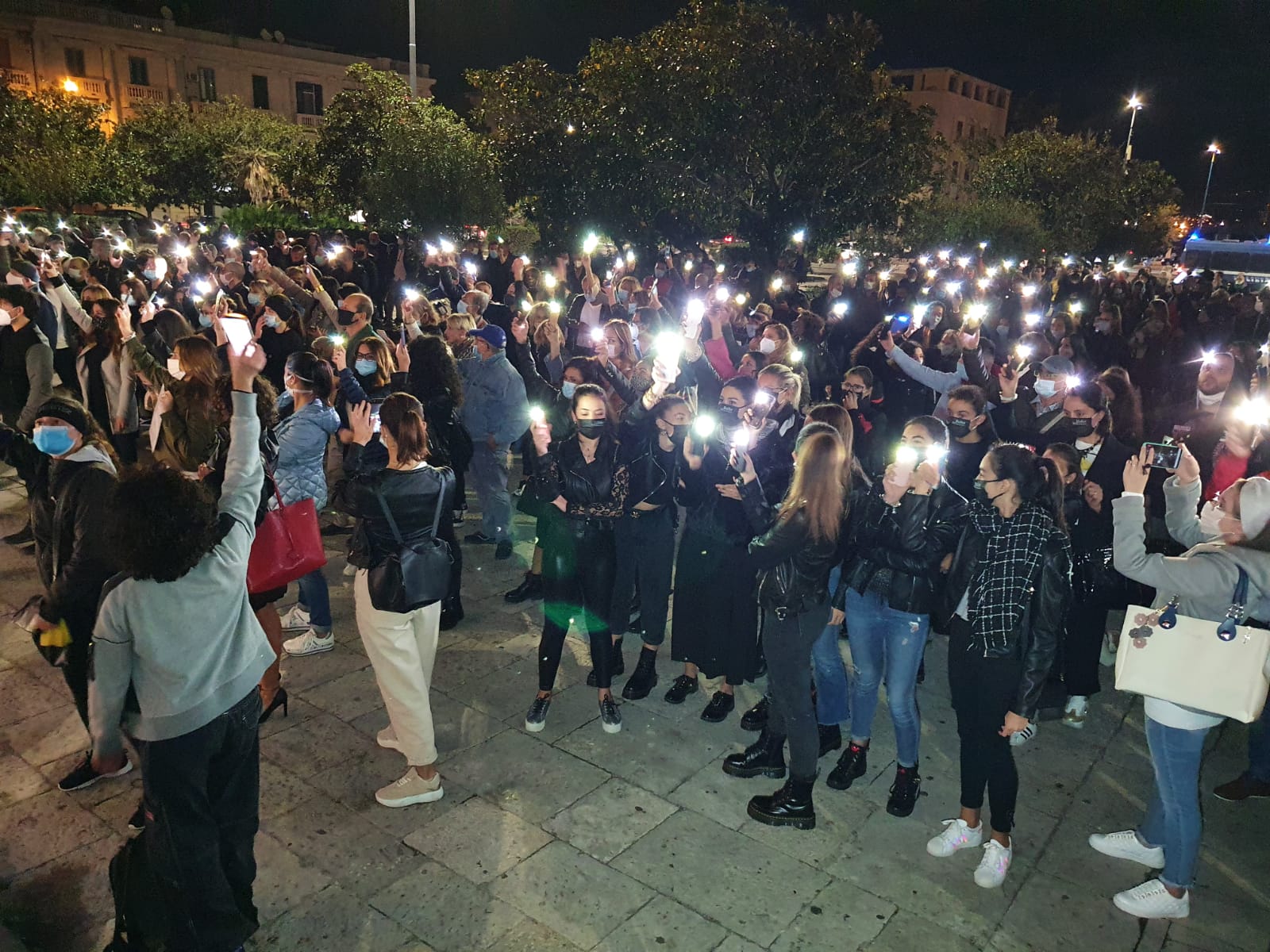 Anche Messina manifesta contro l'ultimo dpcm