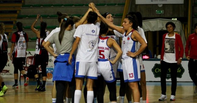 BASKET FEMMINILE – Umbertide espugna il PalaSerranò e mette sotto Alma Patti