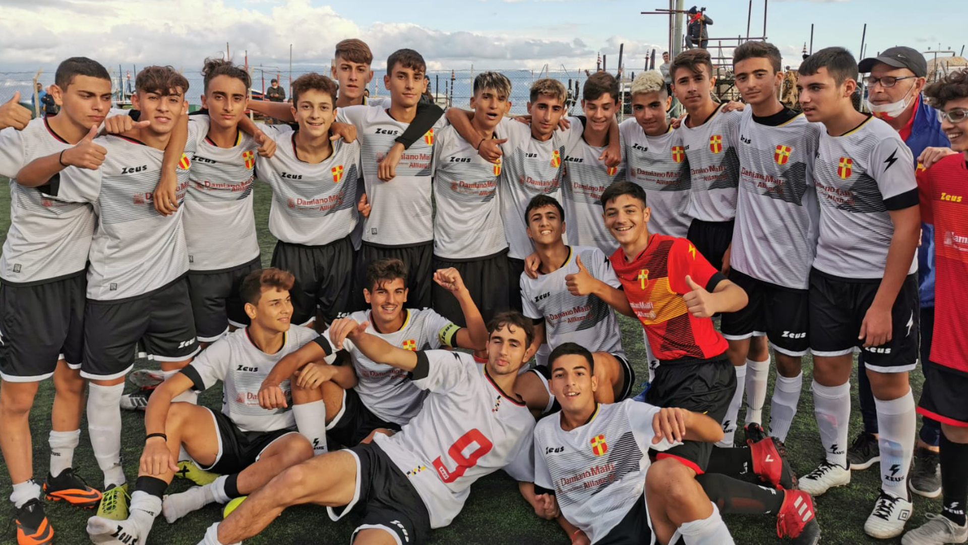 CALCIO GIOVANILE – FC Messina AcadeMY: sospese attività giovanili e scuola calcio