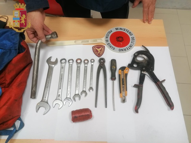 "Oro rosso": 160 persone controllate e due denunciati