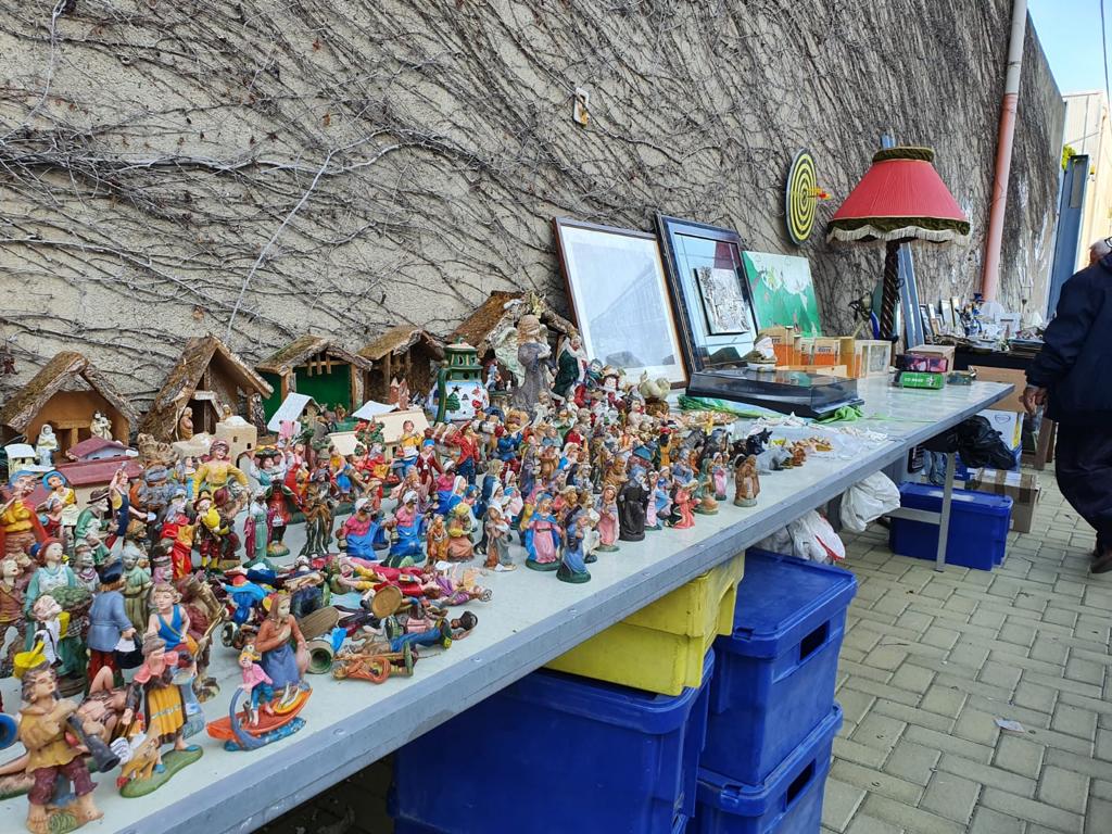 Maregrosso, sgomberato mercato delle pulci