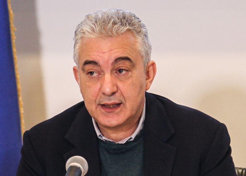 Coronavirus, Arcuri “Vaccini gratuiti per tutti,no corsie preferenziali”