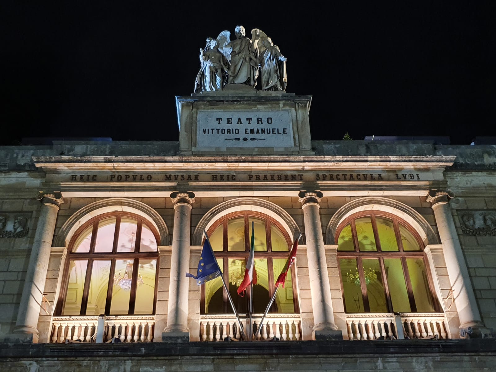 Principato (Ente Teatro) paragona il green pass al lasciapassare nazista: i consiglieri comunali lo stigmatizzano