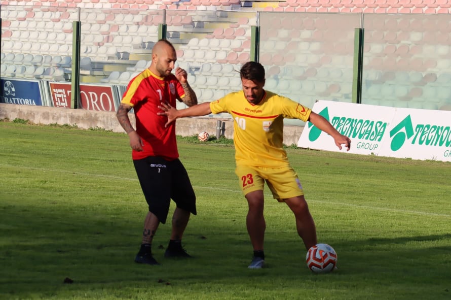 CALCIO SERIE D – ACR Messina sotto per 1-2 alla fine del primo tempo col Gelbison