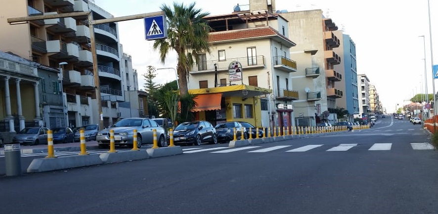 Largo La Rosa: limitazioni viarie per la segnaletica orizzontale