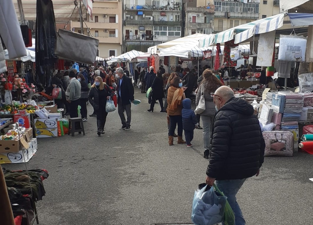 Mercato Giostra, domani apre al pubblico