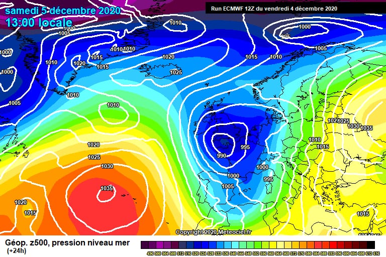 Meteo, weekend estremo con burrasca sciroccale, mareggiata ionica e alluvioni