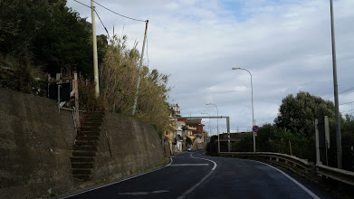 Capo Scaletta, quel palo in bilico minaccia costante sulla Ss 114