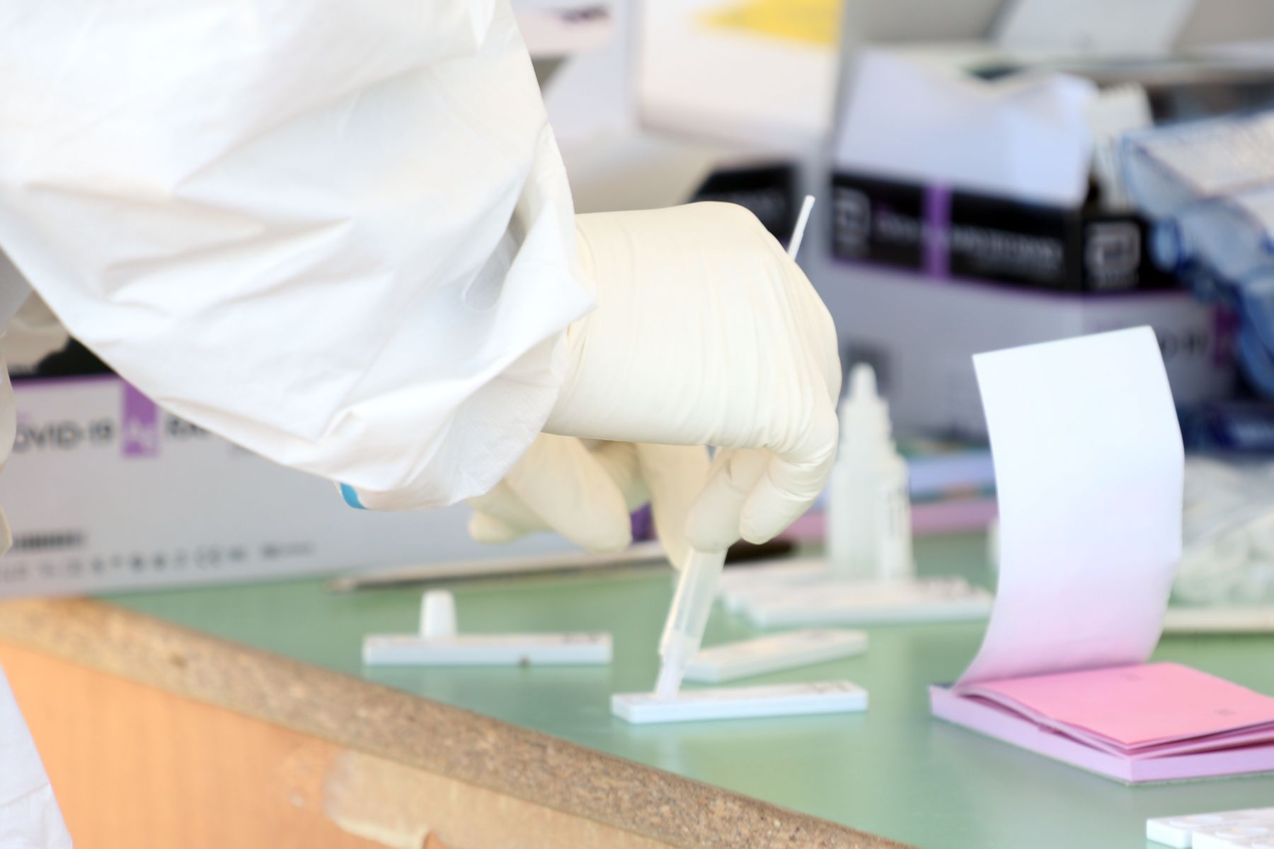 Covid: oltre 6500 casi, ma i guariti sono il doppio