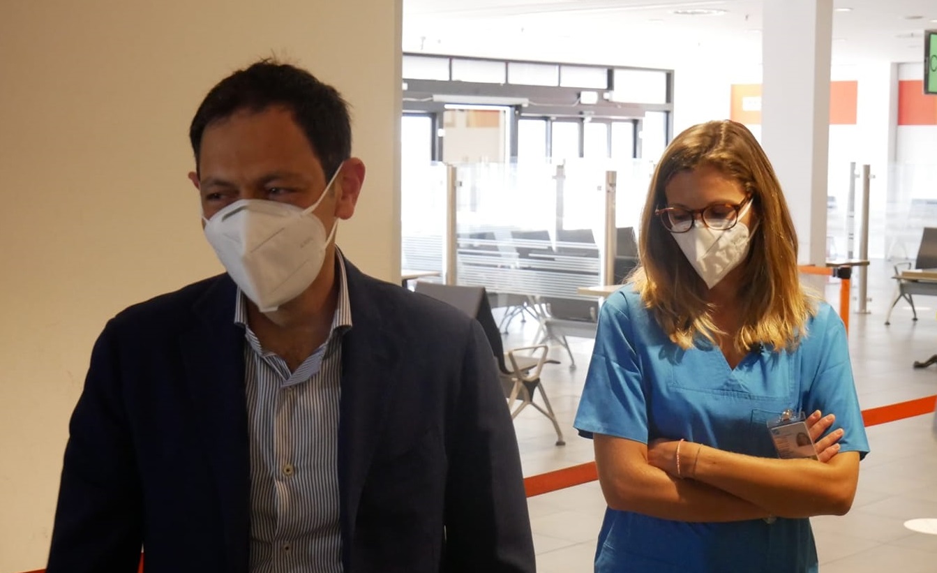 Vaccini, Razza: “Bassa adesione mondo della scuola”