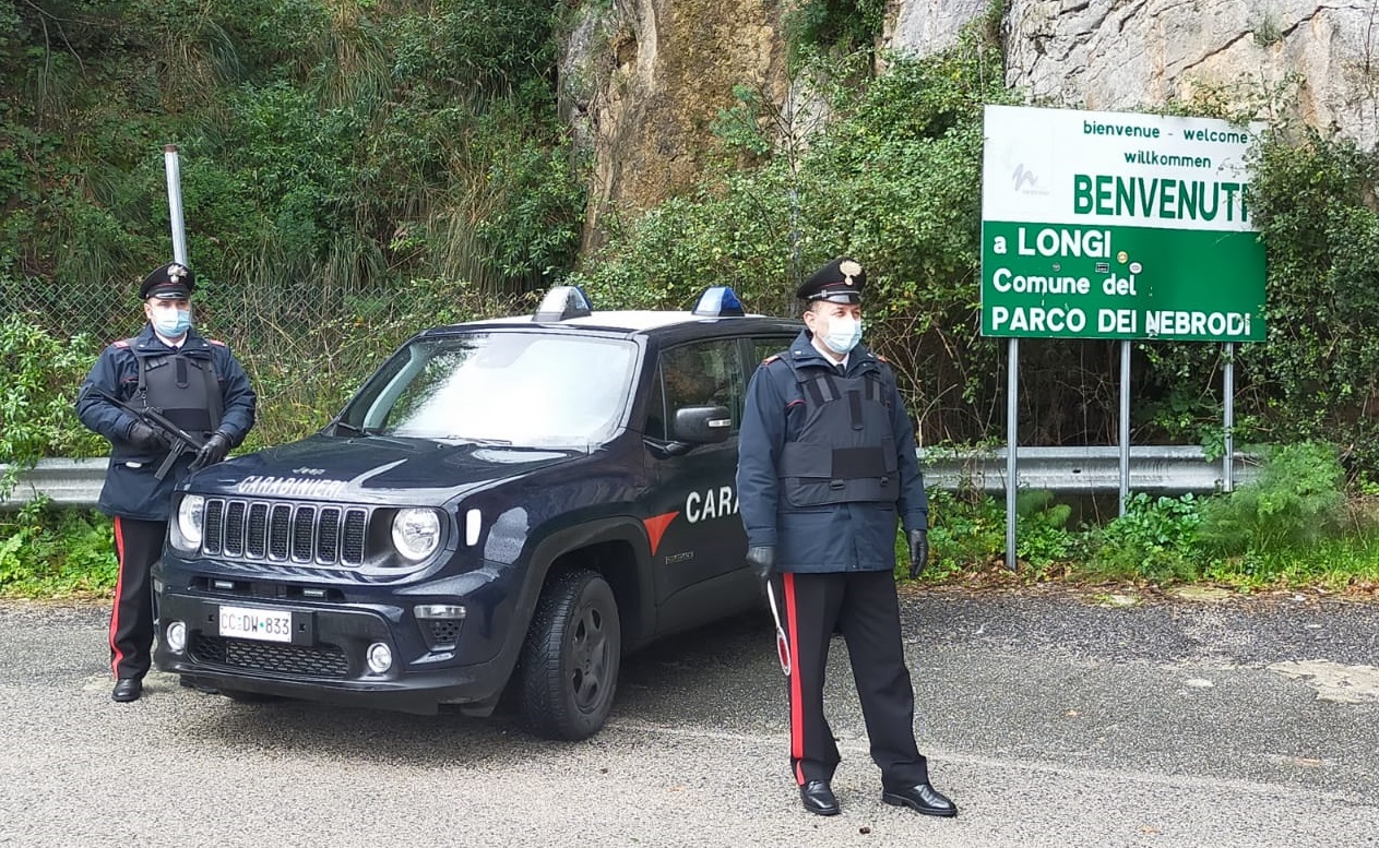 Appicca incendio boschivo, operaio forestale arrestato a Longi