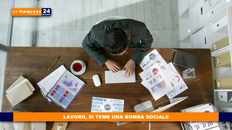 Lavoro, si teme una bomba sociale