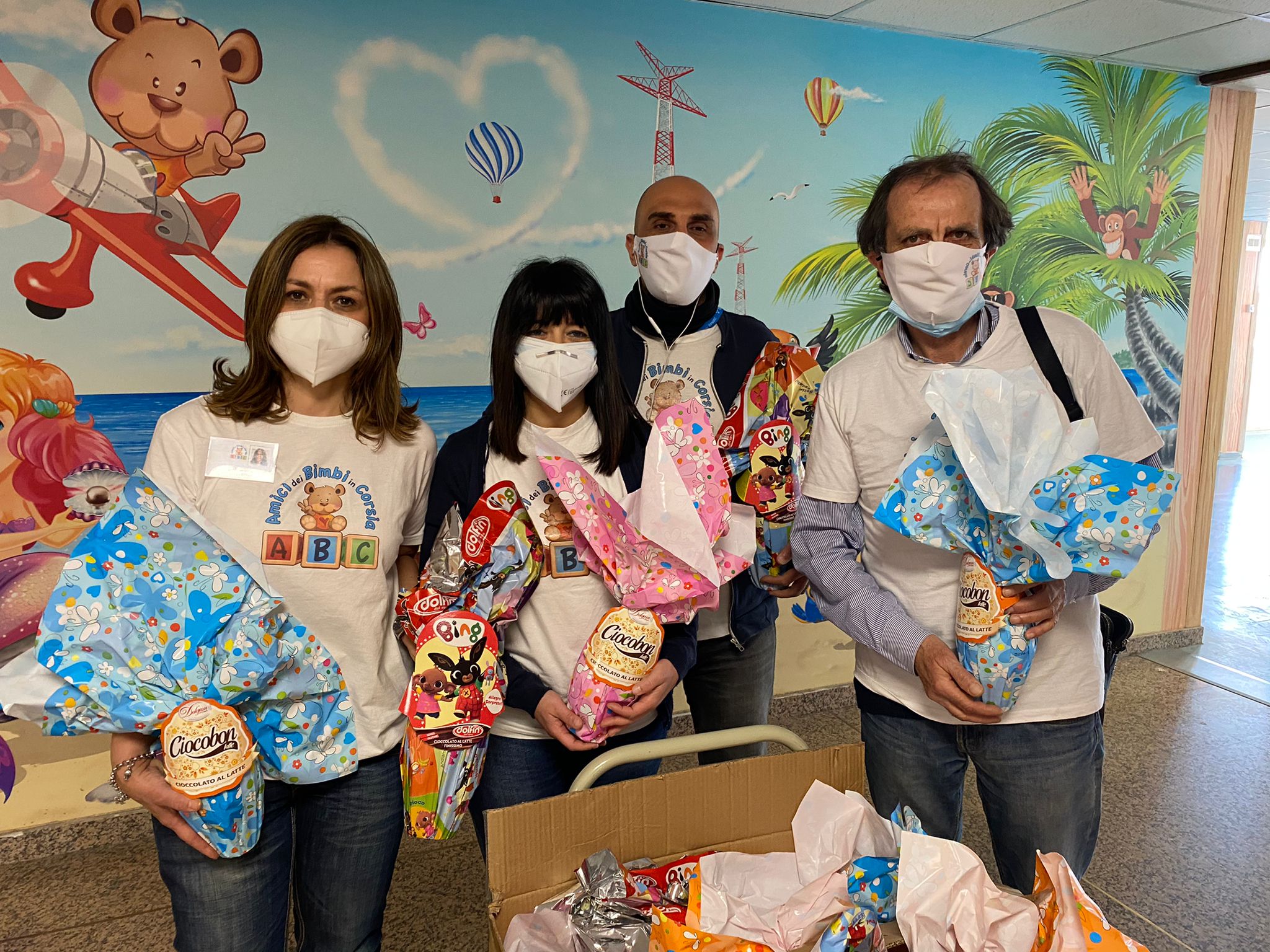 Abc e Fc Messina assieme per alleviare la Pasqua dei bimbi del Policlinico