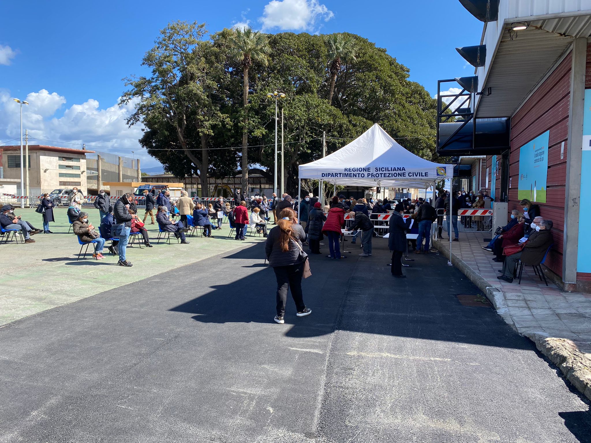 Dosi in eccesso, arrivate duemila richieste