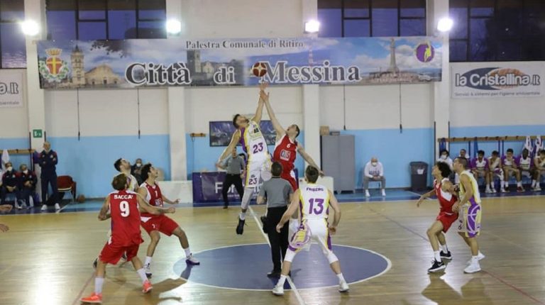 BASKET – Castanea supera agevolmente il Cus Catania e centra la terza vittoria