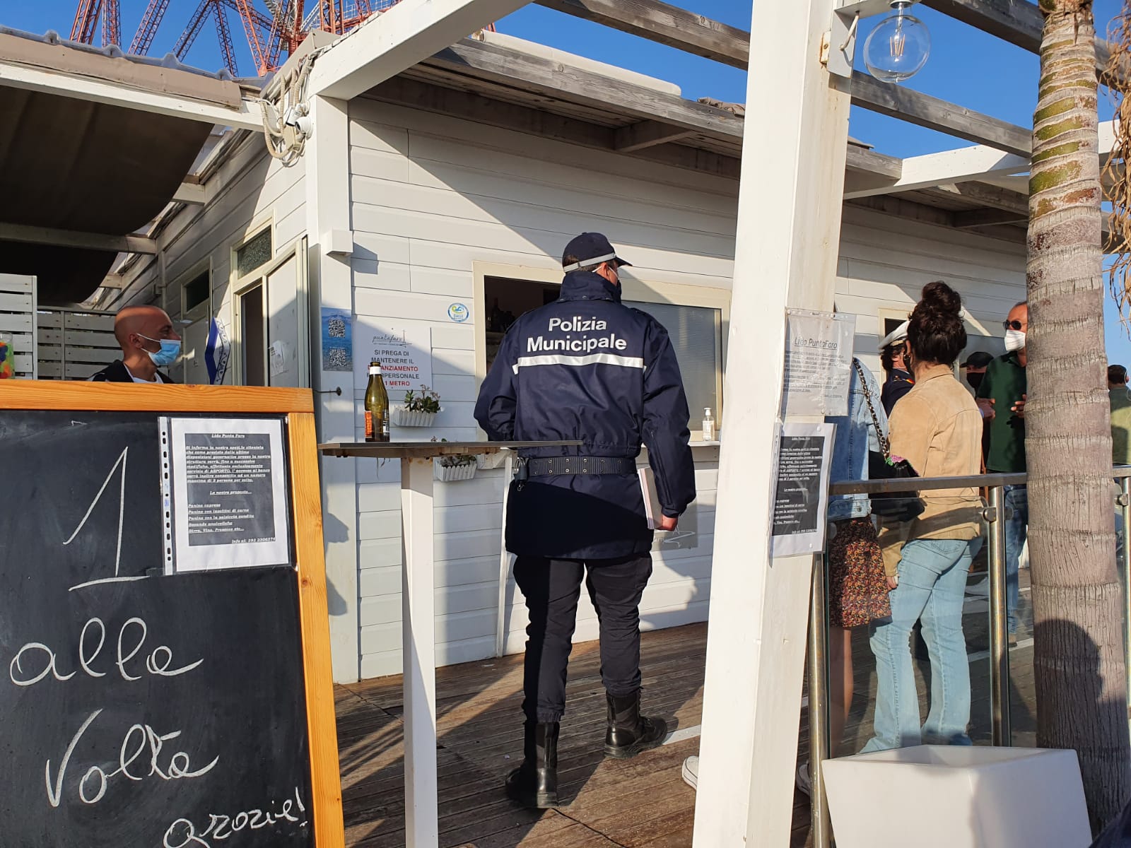 Feste pasquali in zona rossa, regole e normative