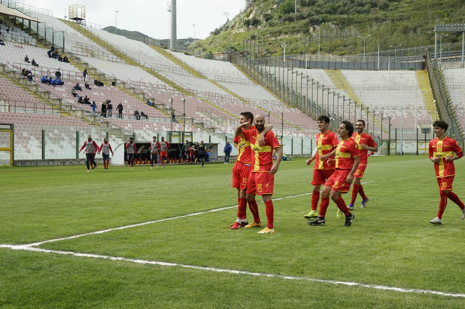 CALCIO SERIE D – Acr Messina espugna Castrovillari. Fc Messina travolge S. Agata