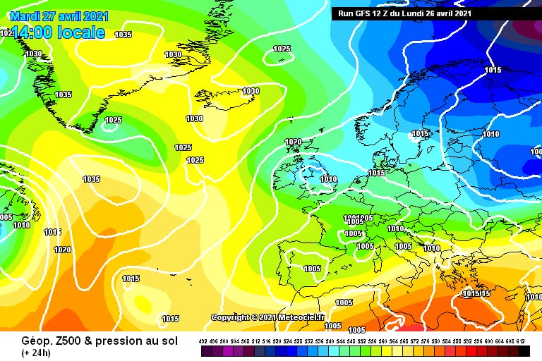 Meteo, arriva il caldo: venerdì picchi oltre i 32°?