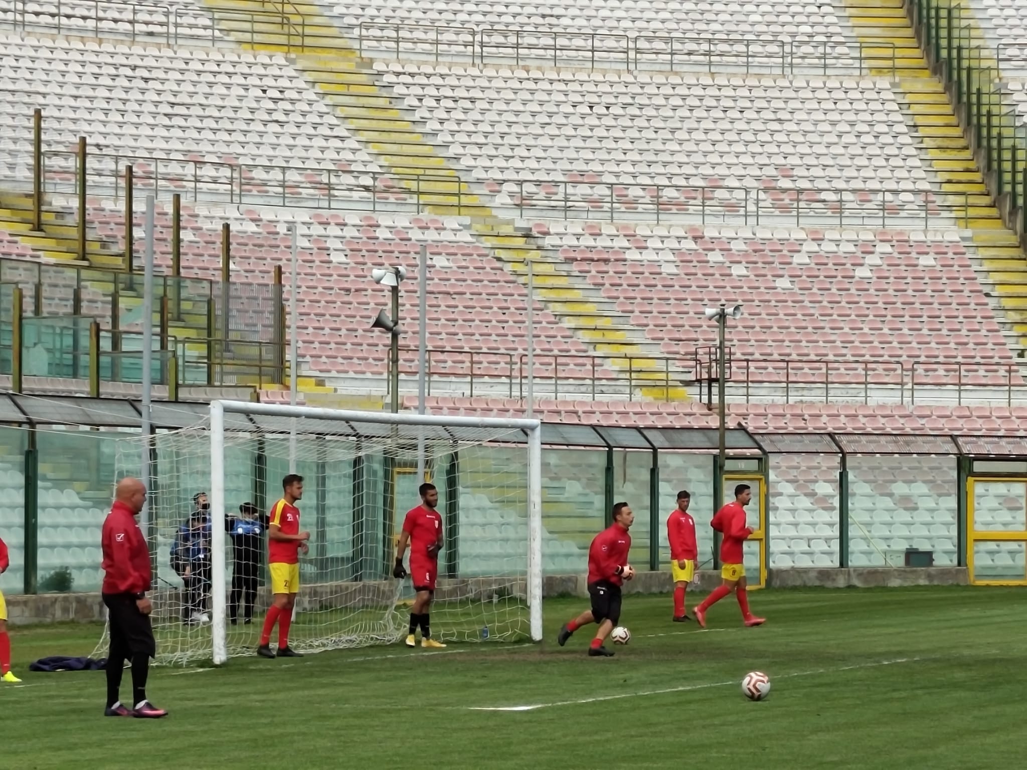 CALCIO SERIE D – Acr Messina regola il Dattilo e va in fuga. Fc Messina solo un pari a Cittanova