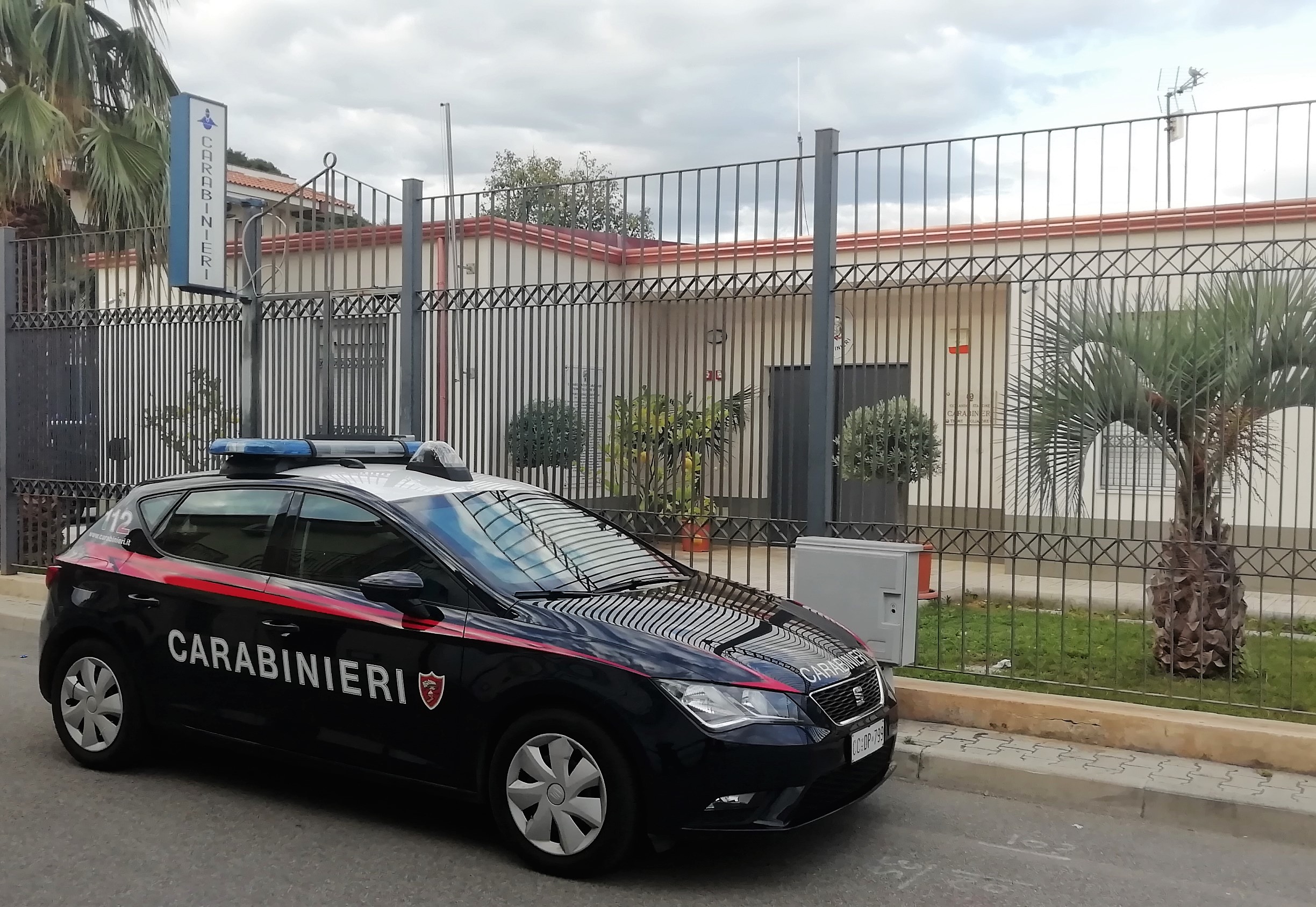 Incendiò un negozio: arrestato