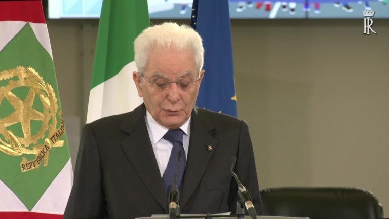 Mattarella “La magistratura non deve perdere credibilità”
