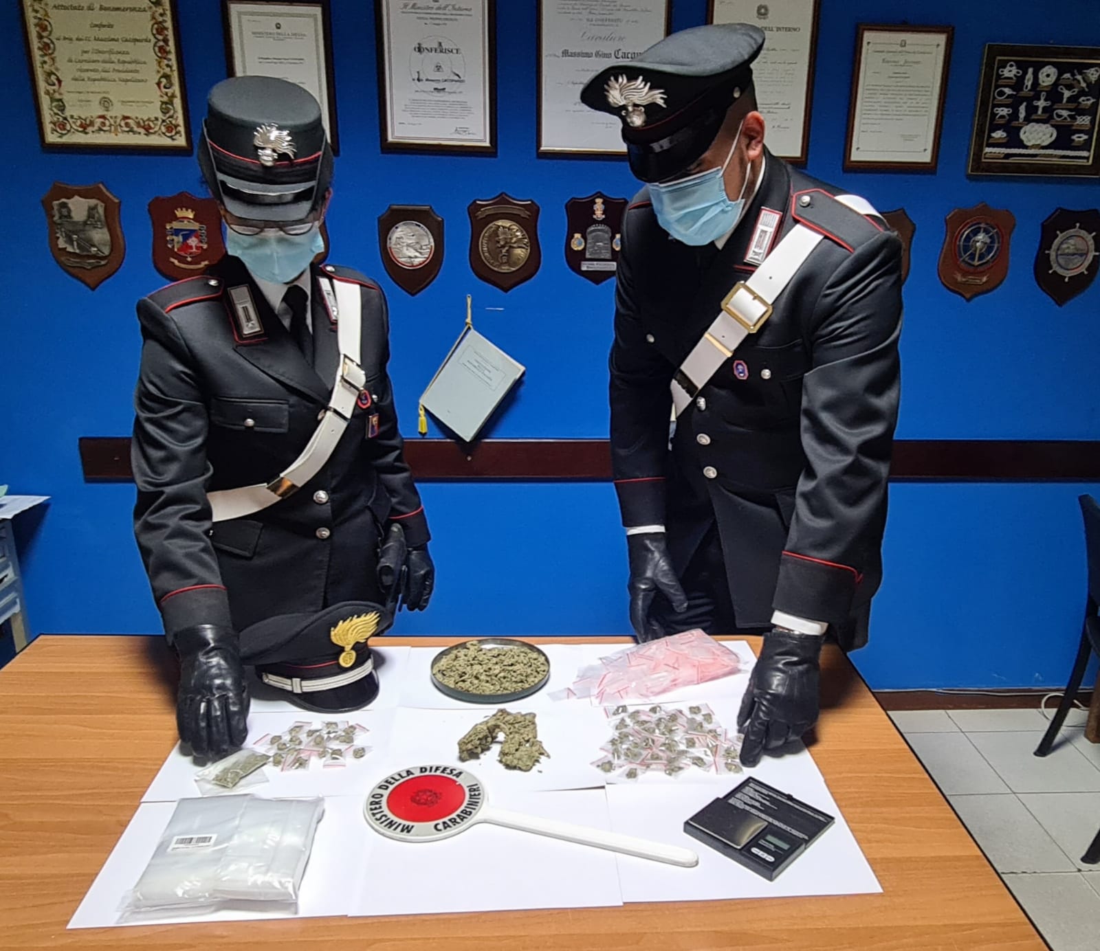 Droga, arrestato 28enne dai carabinieri