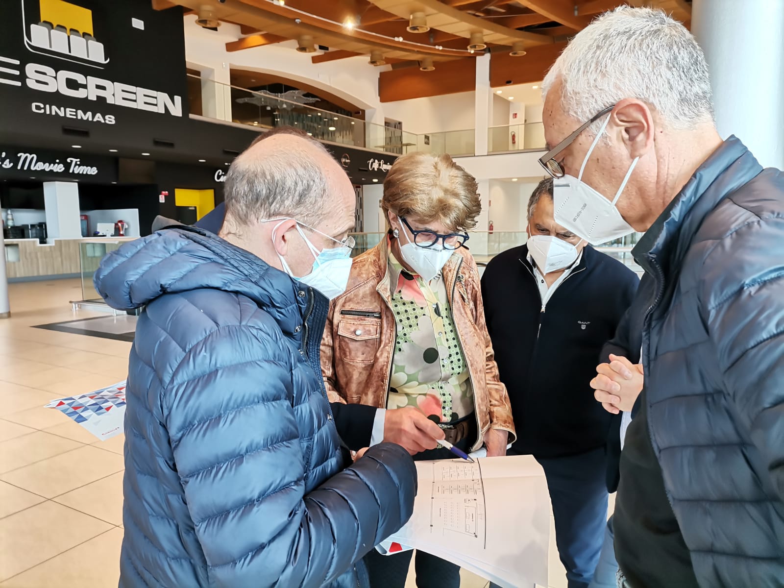 Primo centro vaccinale in centro commerciale