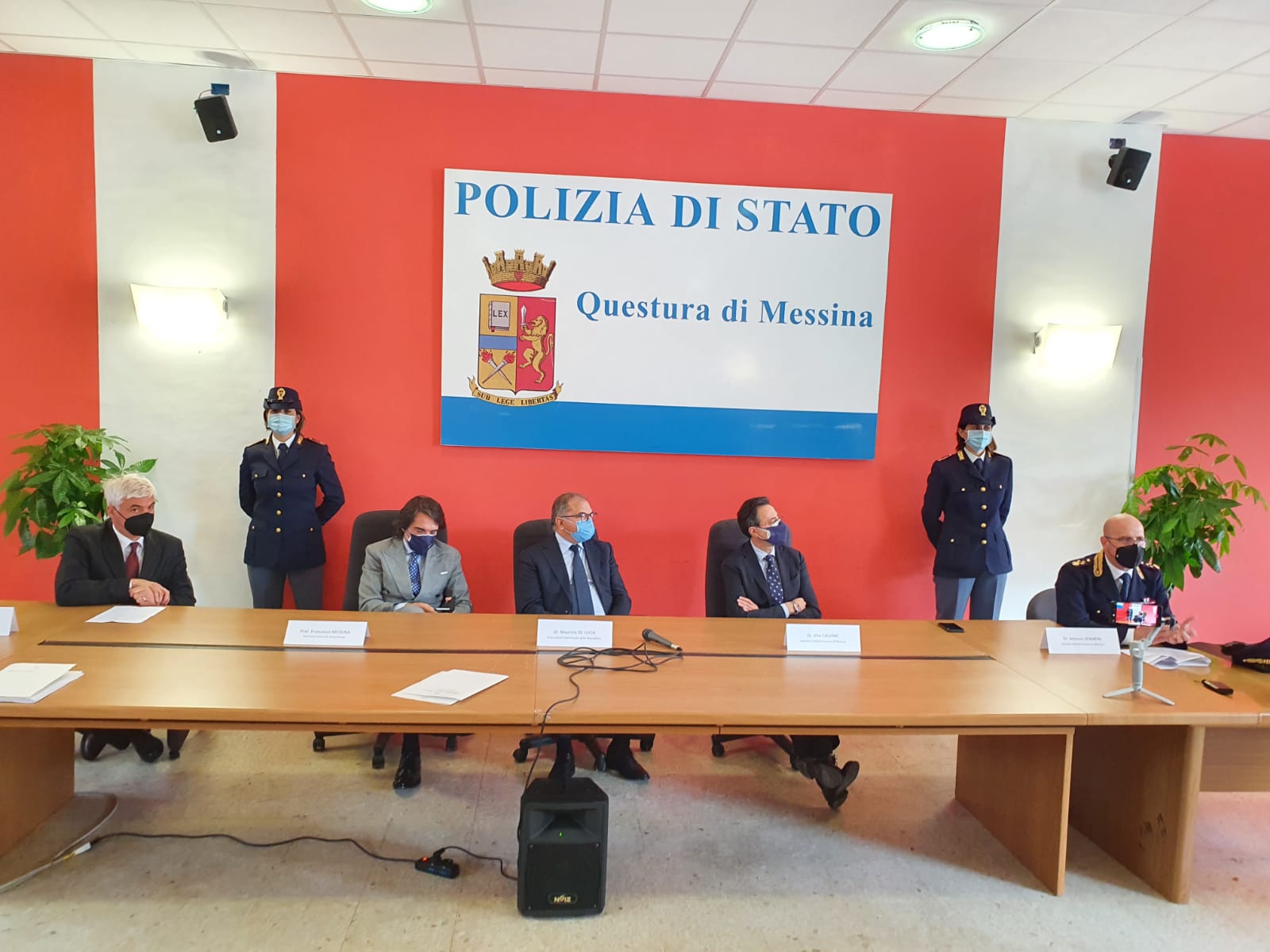 Giostra, blitz antidroga: decine di arresti