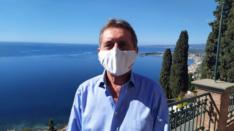 Schuler: “Aprire subito l’hub vaccinale al Lumbi, Taormina non può aspettare”