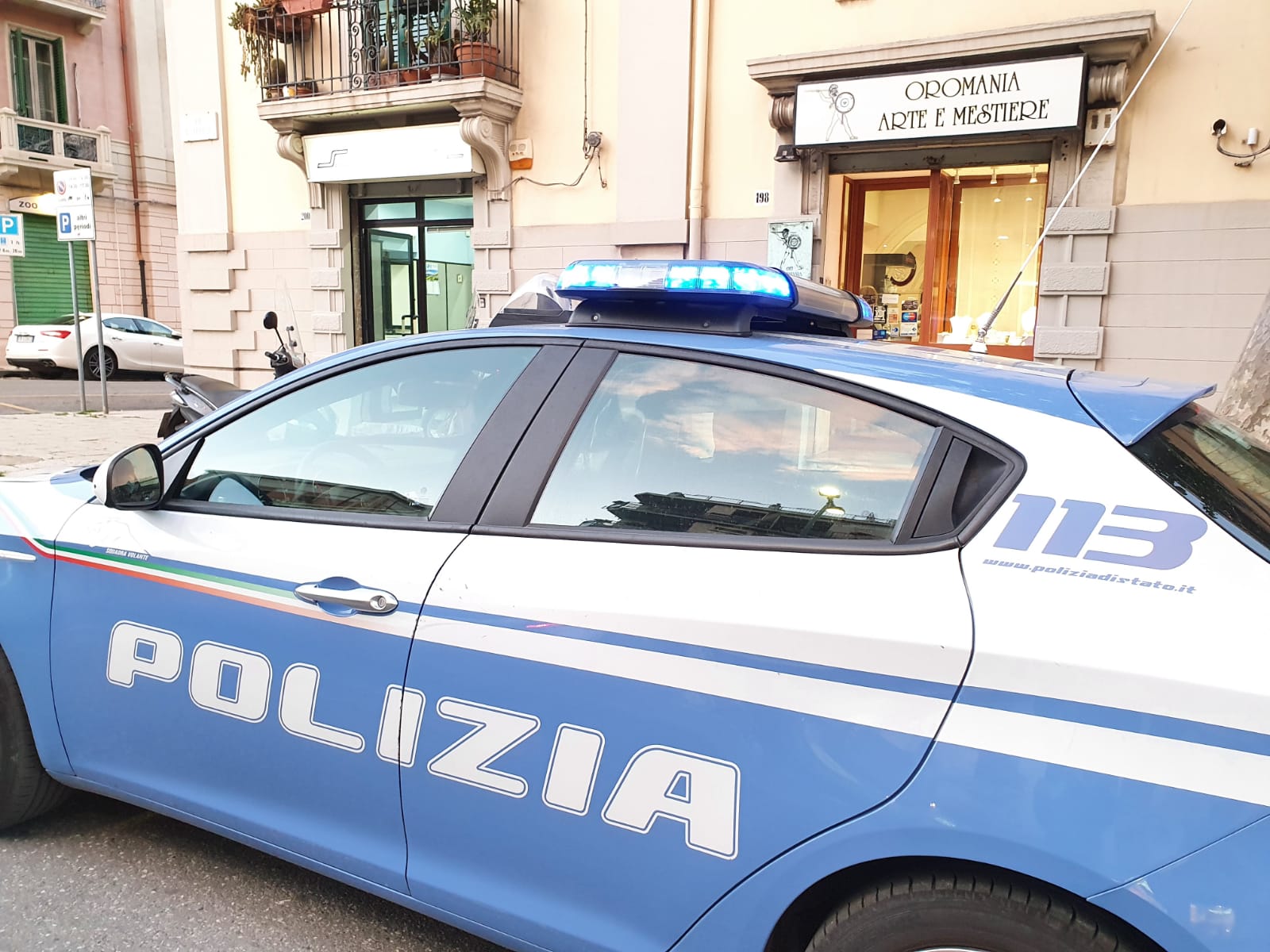 Colpo in una gioielleria