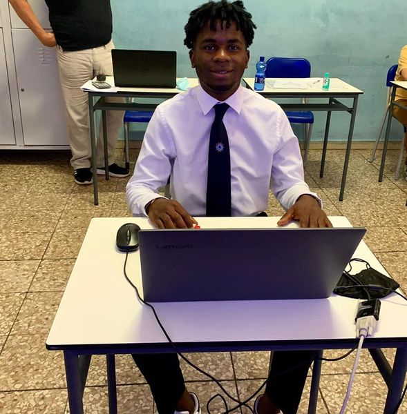 Al “Nautico” si è diplomato per la prima volta un migrante