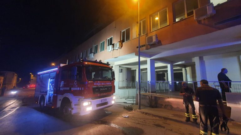 Bisconte, bruciano garage delle case popolari