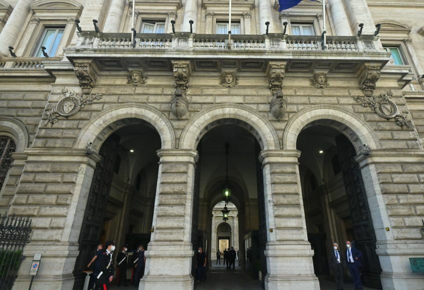 Bankitalia, nuovo record debito pubblico a giugno