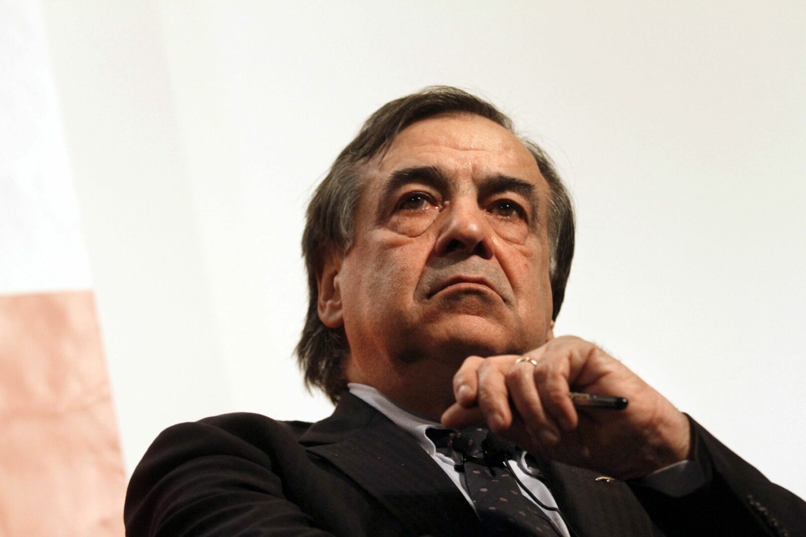 Leoluca Orlando “ospitiamo i profughi afghani nei borghi disabitati”