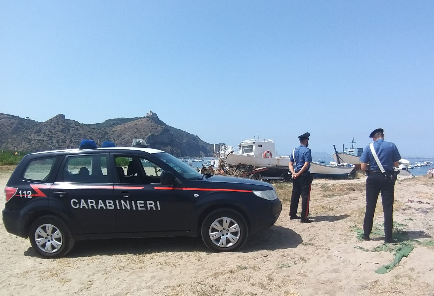 Ruba un gommone: 48enne finisce ai domiciliari