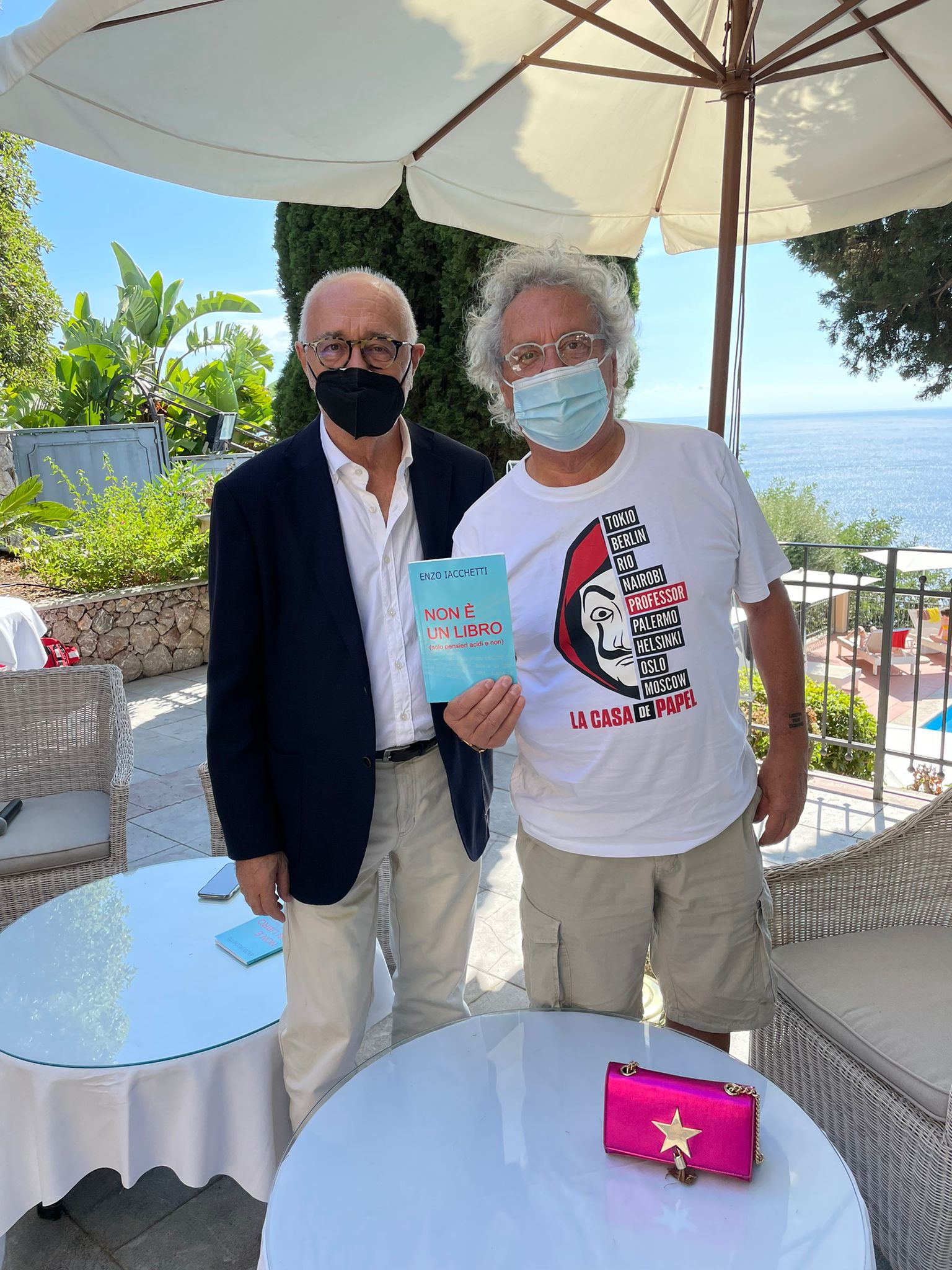 Il cuore di Iacchetti per donare un’ambulanza alla Croce Rossa