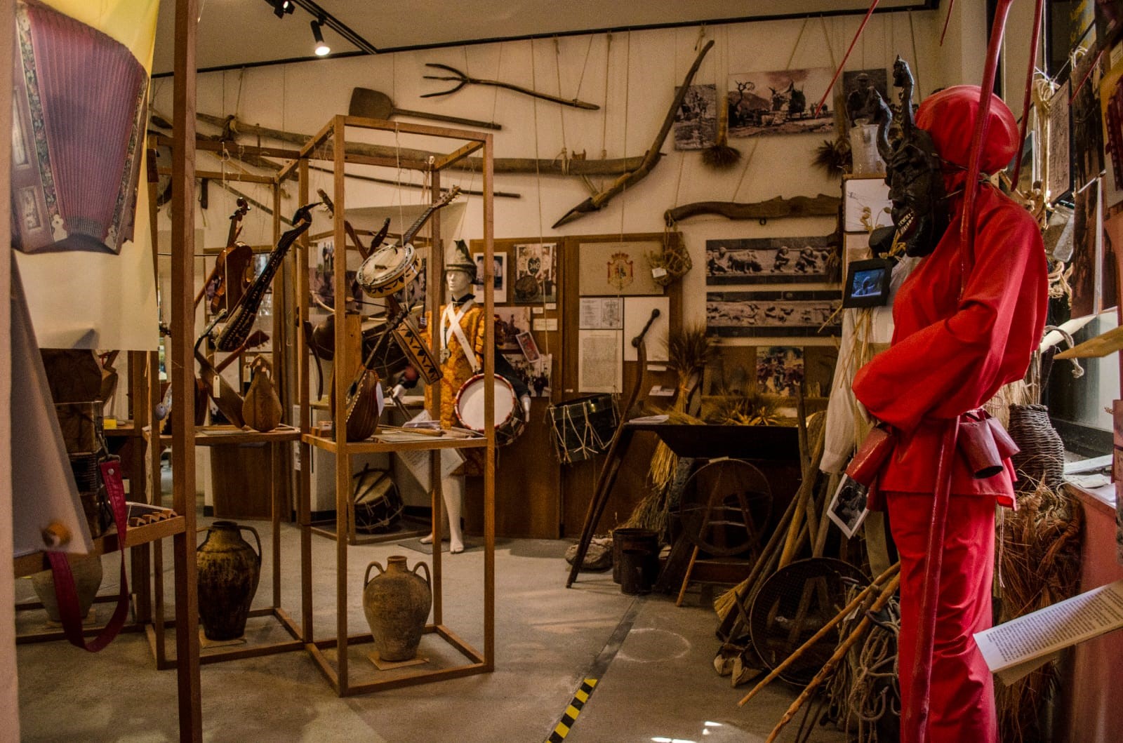 Alla scoperta del Museo di Cultura e Musica Popolare dei Peloritani di Gesso