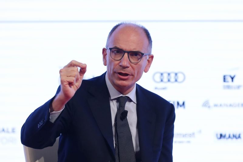 Green pass, Letta “E’ libertà, messaggi ambigui inaccettabili”