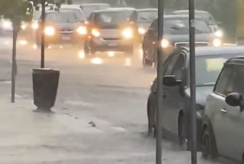 Bomba d’acqua, città allagata da nord a sud