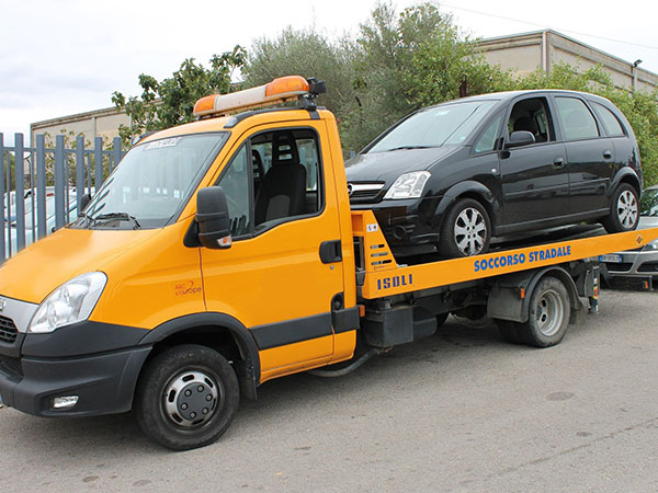 Il caso: carroattrezzi a tariffa variabile. I privati fanno “festa”