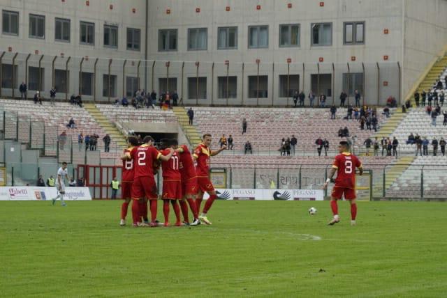 CALCIO – Il Messina torna alla vittoria regolando un coriaceo Campobasso