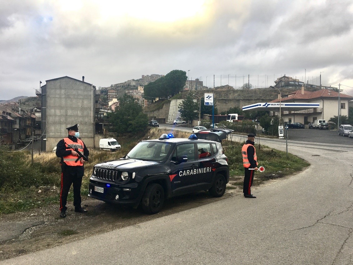Santa Domenica Vittoria, un arresto per maltrattamenti in famiglia