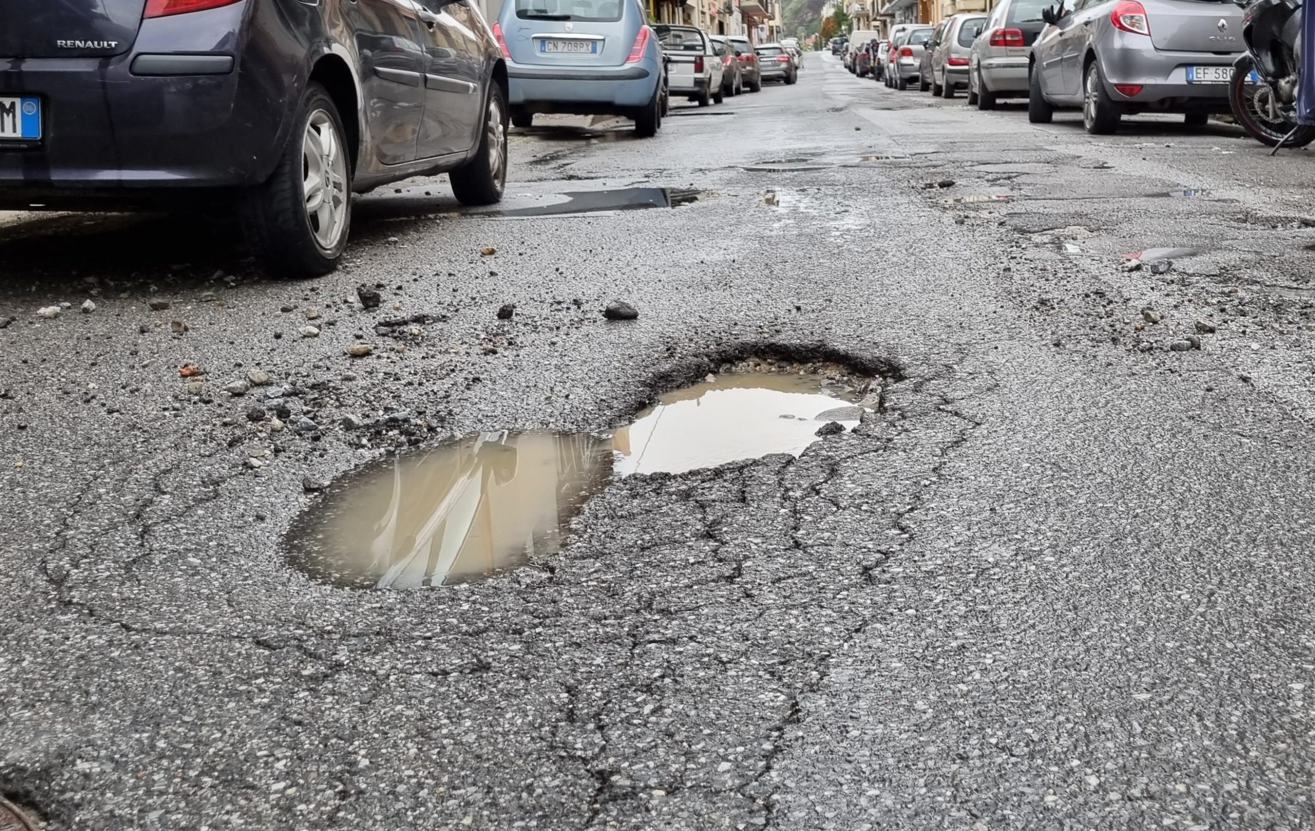Santa Margherita, i crateri dopo la tempesta